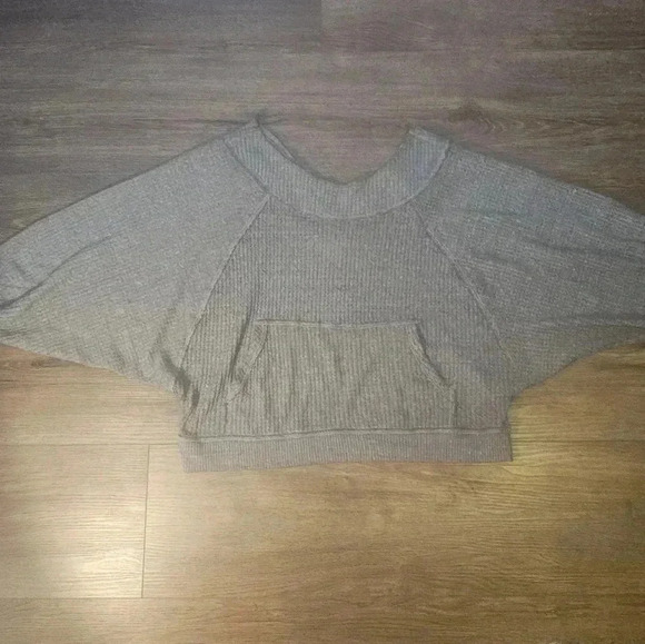 Free People WE THE FREE Westend Green Slouchy Dolman Sleeve Thermal Top XS - Picture 9 of 14